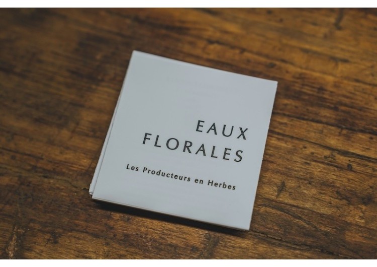 Eaux florales et hydrolat, quelles différences? Eaux florales et hydrolat, quelles différences?